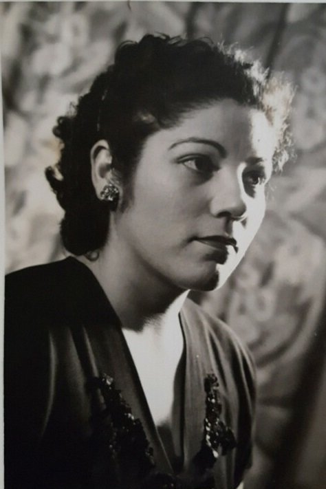 Lydia Valenzuela